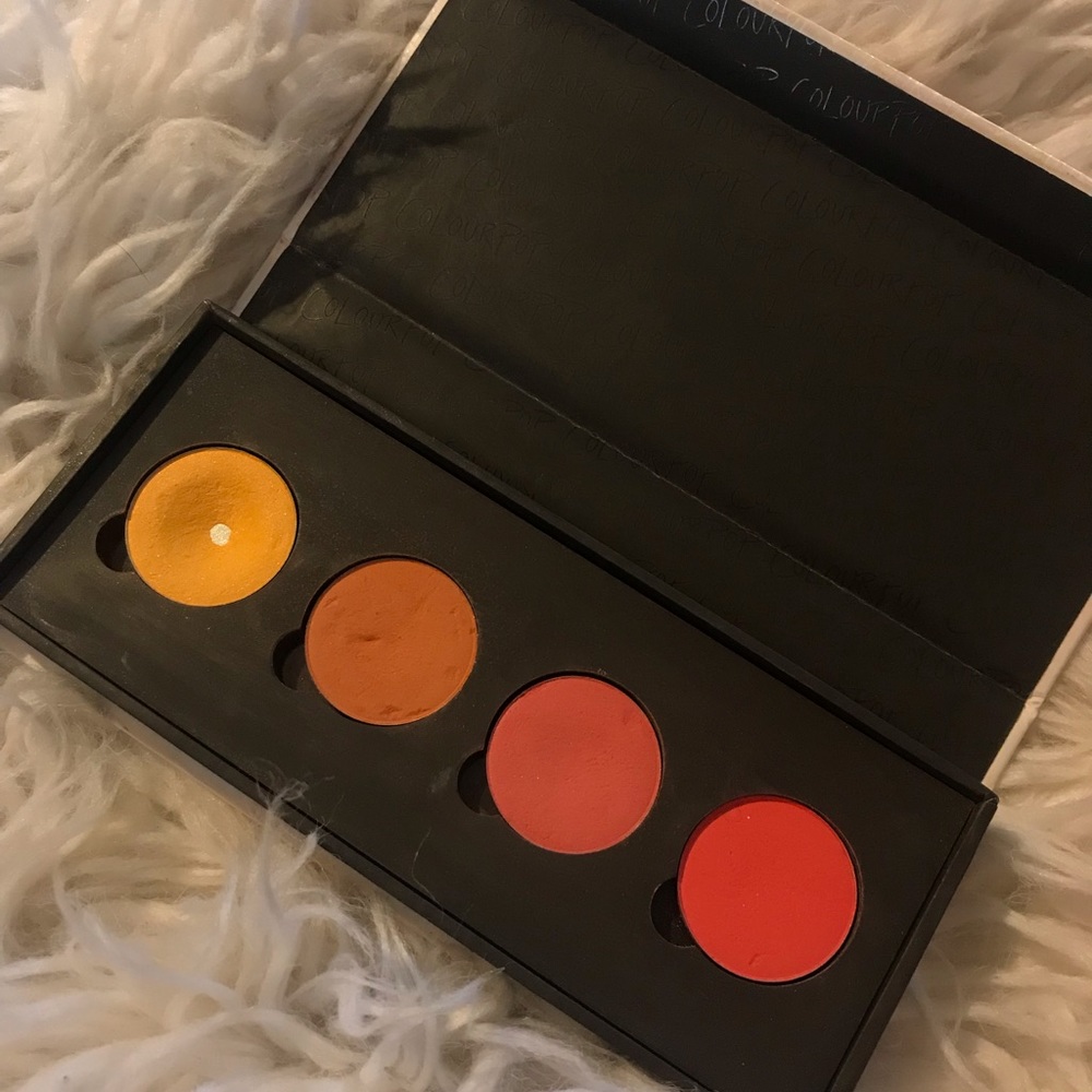 Colourpop eyeshadow palette